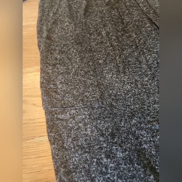 OLD NAVY | NWOT long heathered grey cardigan with pockets - Picture 3 of 5